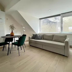 Charming Duplex On The Canal Apartamento Bruselas